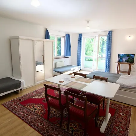 Komfortowe Przestronne Pokoje Z Prywatnymi Lazienkami Blisko Warszawy I Suntago Milanowek Exterior photo